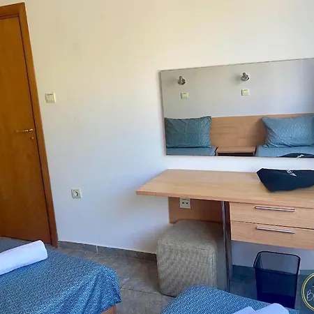 Lägenhet 2 Bed At Watermill Complex